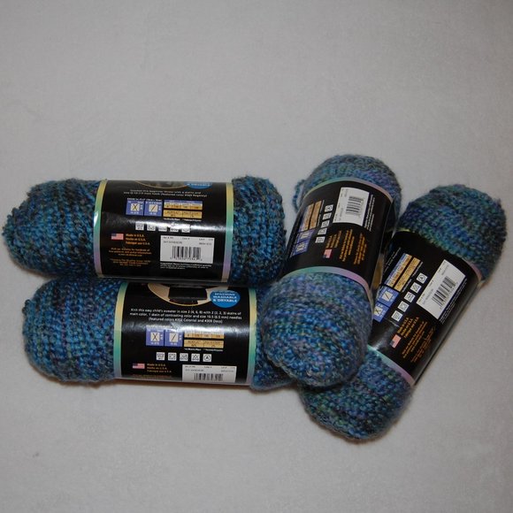 Lion Brand Office Same Dye Lot Of 4 Bulky 5 Homespun Yarn Windsor